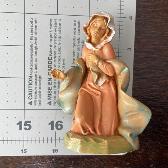 Fontanini by Roman, c1991 Nativity Scene, incl Baby Jesus, Mary, Joseph & manger - Picture 5 of 16